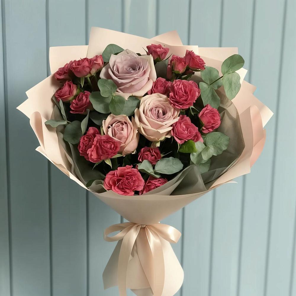 Букет цветов из: Гвоздики и Розы в Рамони