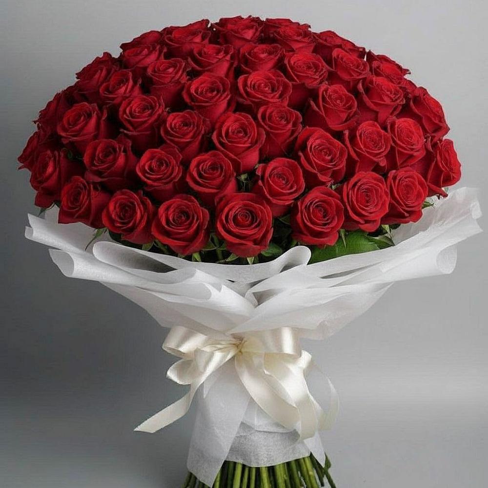 Букет 101 Красная роза Блэк Мэджик в Рамони