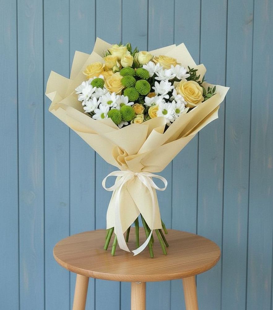 Букет цветов из: Хризантемы и Розы в Рамони