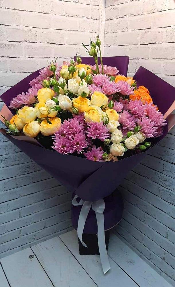 Букет цветов из: Хризантемы и Розы в Рамони