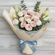 Букет цветов из:  Лизиантусы #REPLACE_PRED# Рамони