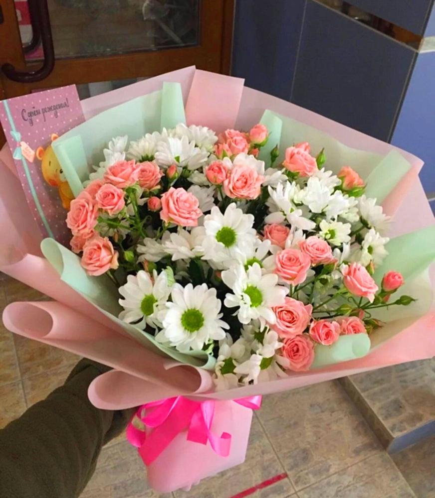 Букет цветов из: Розы и Хризантемы в Рамони