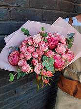 Букет розы в пальмах в Рамони Букет цветов из: Розы в Рамони