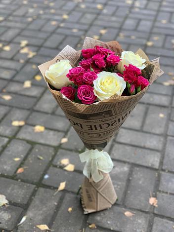 Букет цветов из: Розы в Рамони