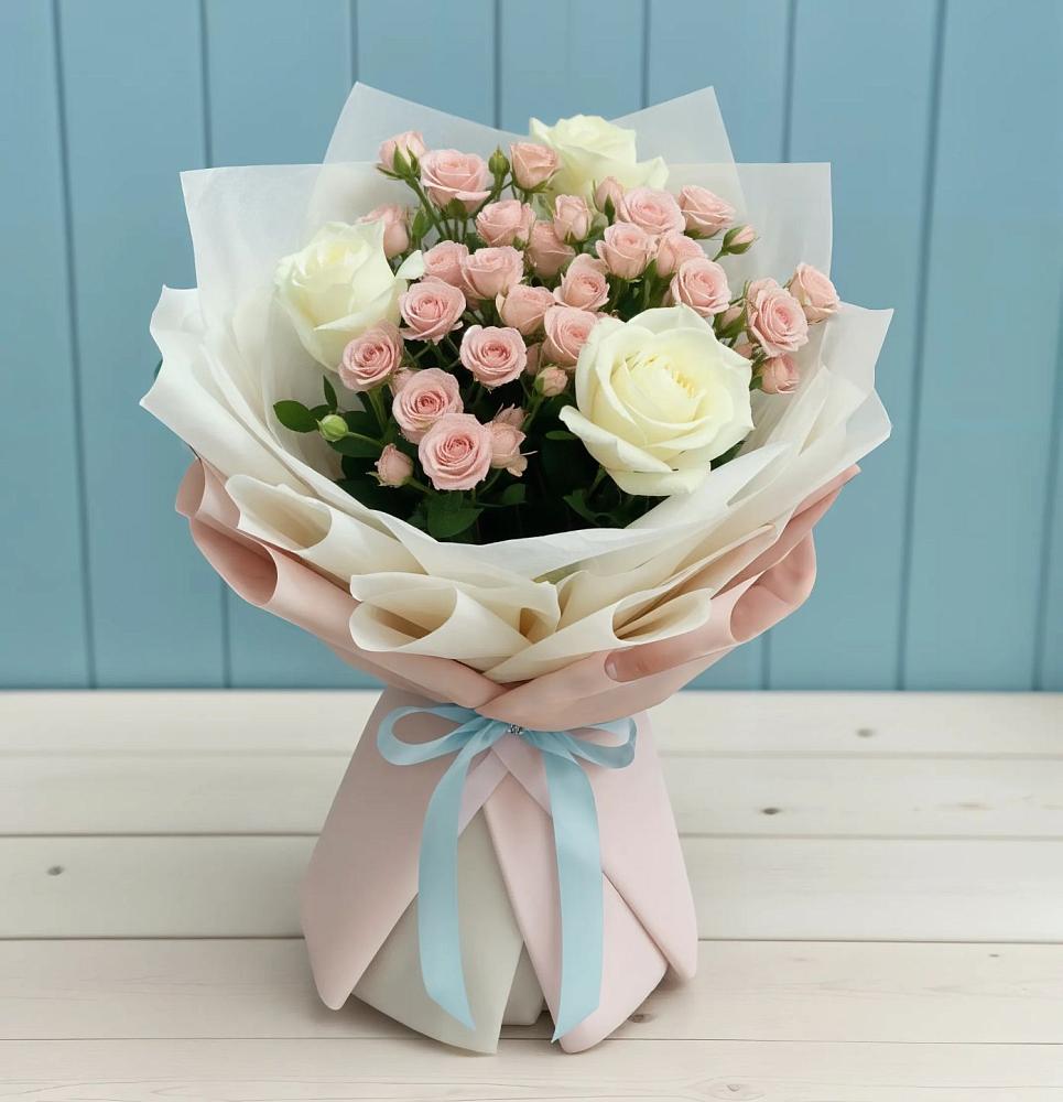 Букет цветов из: Розы в Рамони